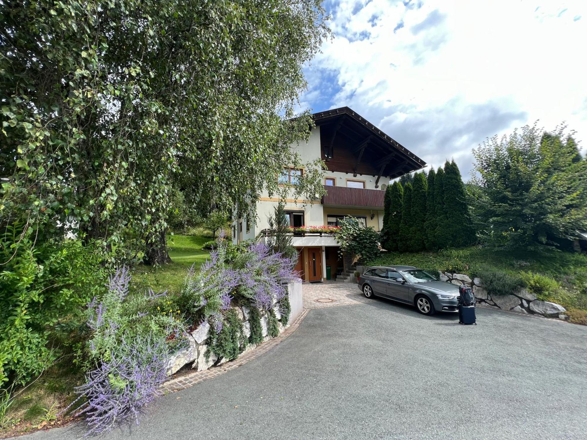 Apartment Hildegard Jenig Екстериор снимка